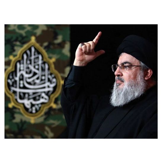 خرید کتیبه مخمل طرح شهید سید حسن نصر الله - 50*70- کد 74- فروشگاه قیام